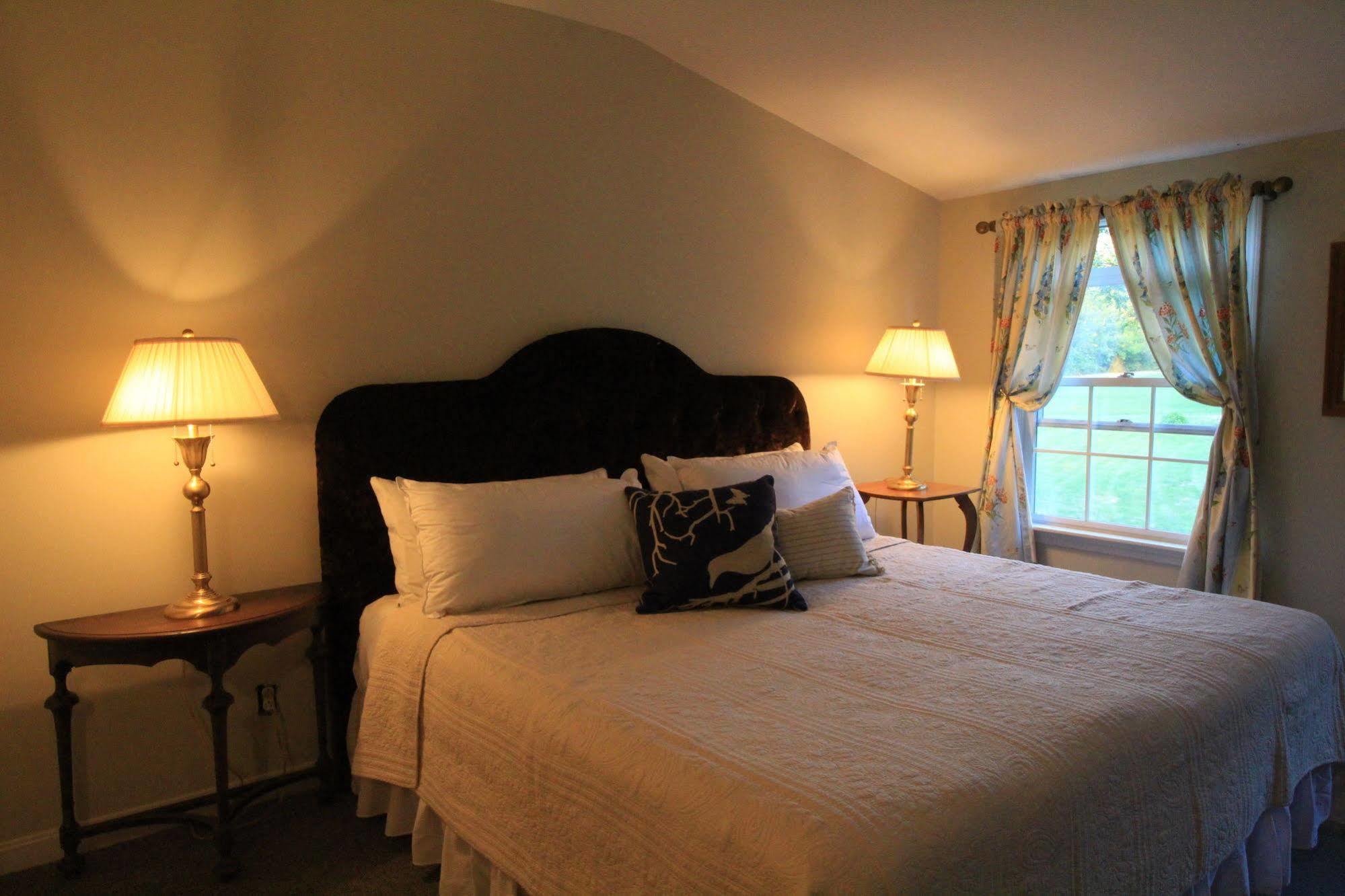 Green River Inn Sandgate Экстерьер фото