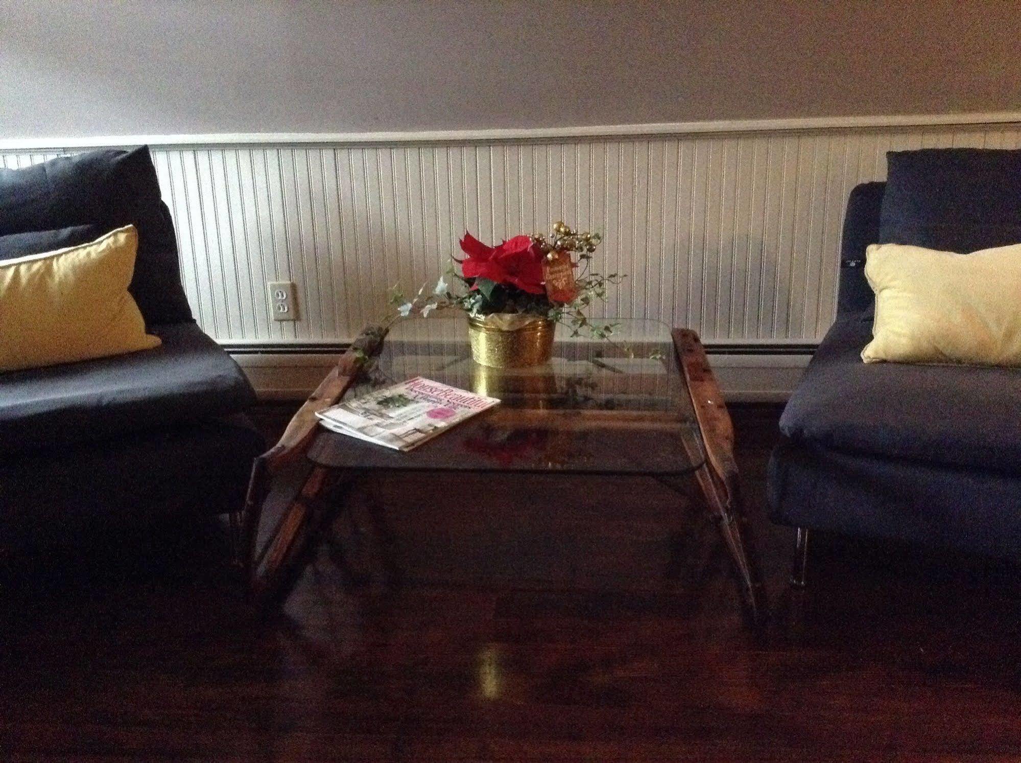 Green River Inn Sandgate Экстерьер фото