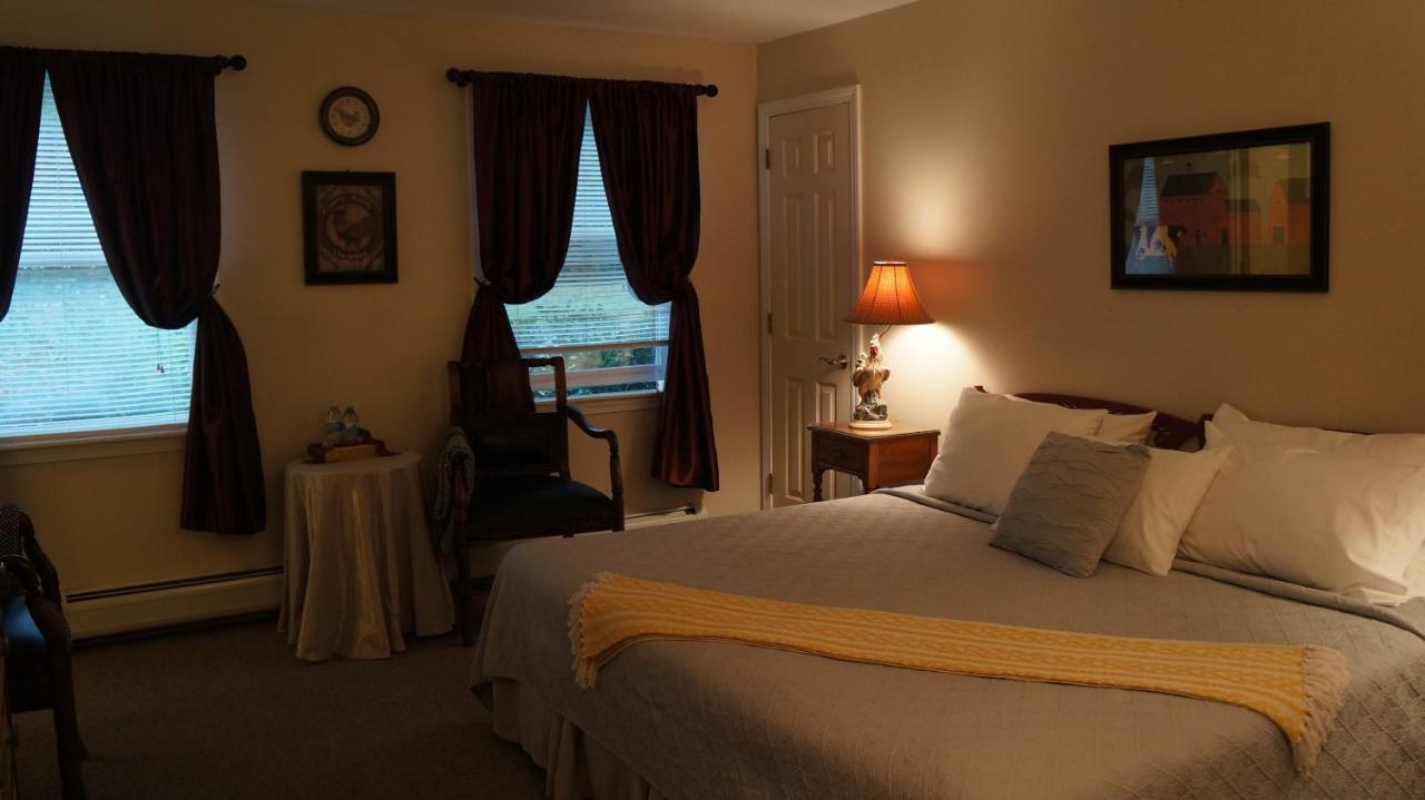 Green River Inn Sandgate Экстерьер фото